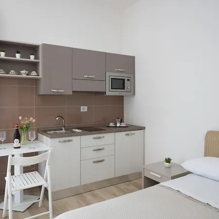 Mary Apartments Pompeia Exterior foto